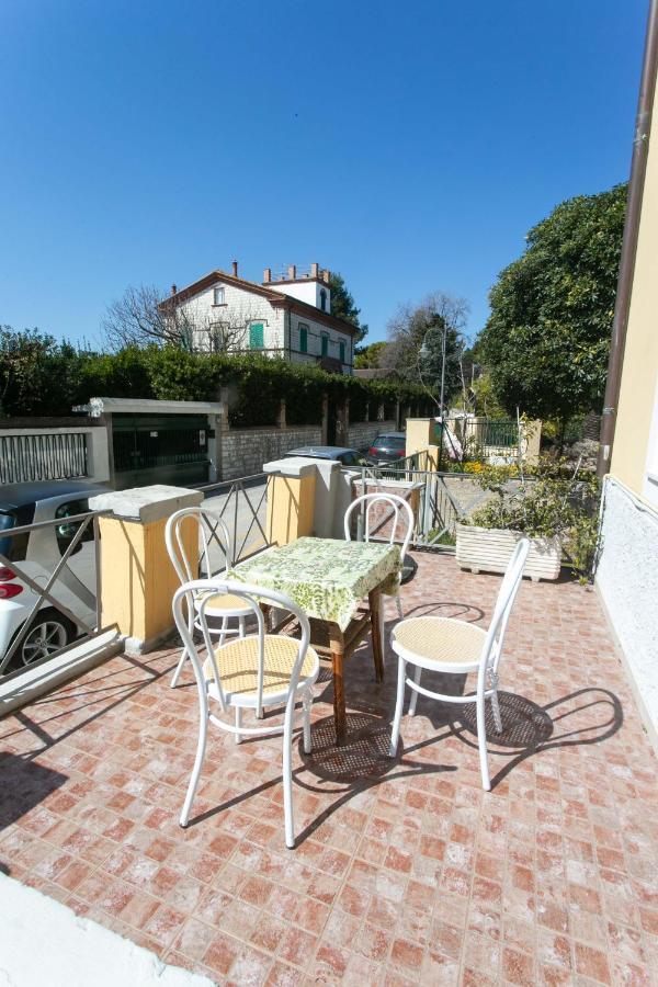 Apartmán N050 - Numana, Trilocale In Centro Con Portico E Posto Auto Exteriér fotografie